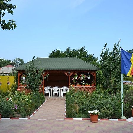 Отель Casa Cu Flori Corbu Корбу Экстерьер фото